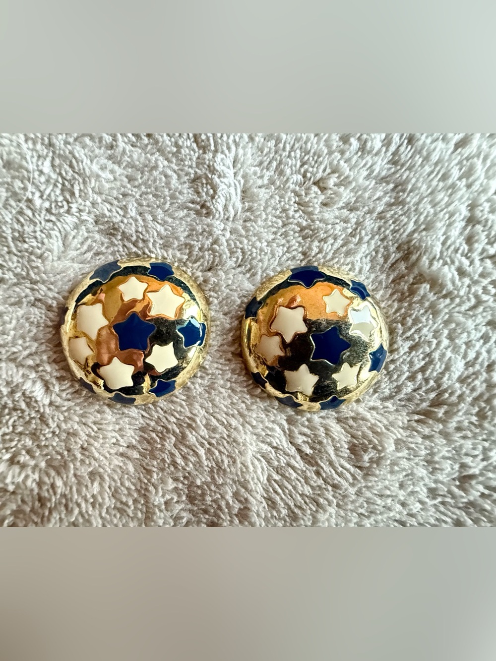 Vintage 1980's Blue and White Stars Round Clip Earrings